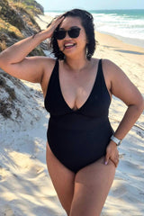 UNE PIECE-Classic One Piece BLACK