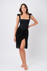 UNE PIECE-Classic Square Neck BLACK