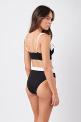 UNE PIECE-High-Cut High-Waisted Bikini Bottom MONOCHROME TEXTURE