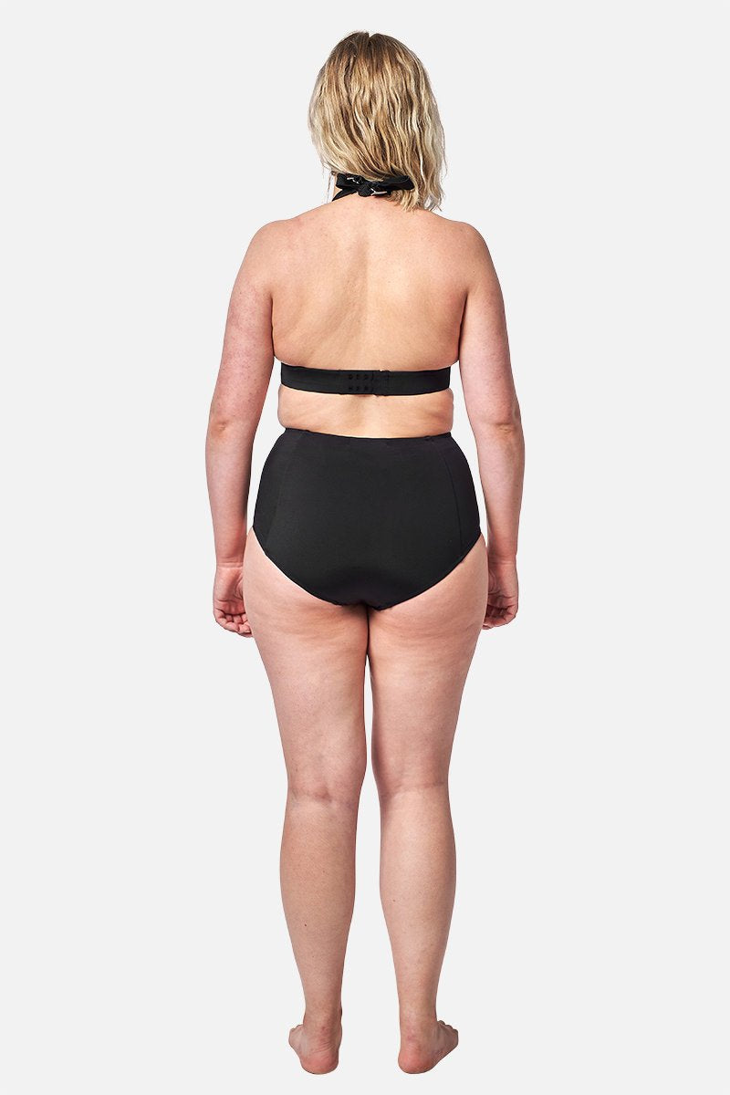 UNE PIECE-Never Say Never Bikini Bralette (DD-F Cup) BLACK