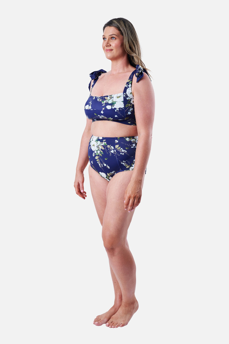 UNE PIECE-Never Say Never High-Waisted Bikini Bottom LONDON BOTANICAL NAVY