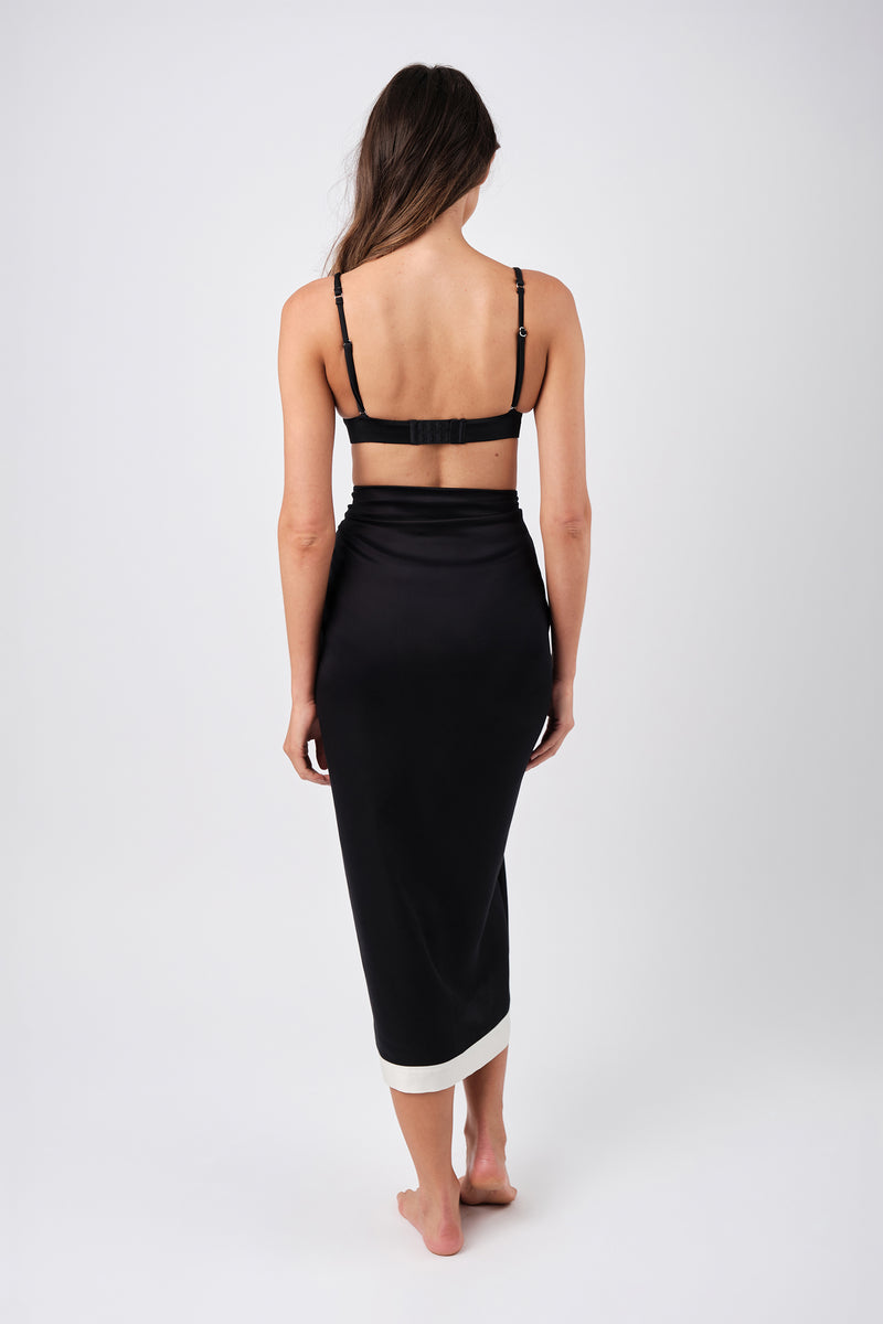 UNE PIECE-Sarong MONOCHROME