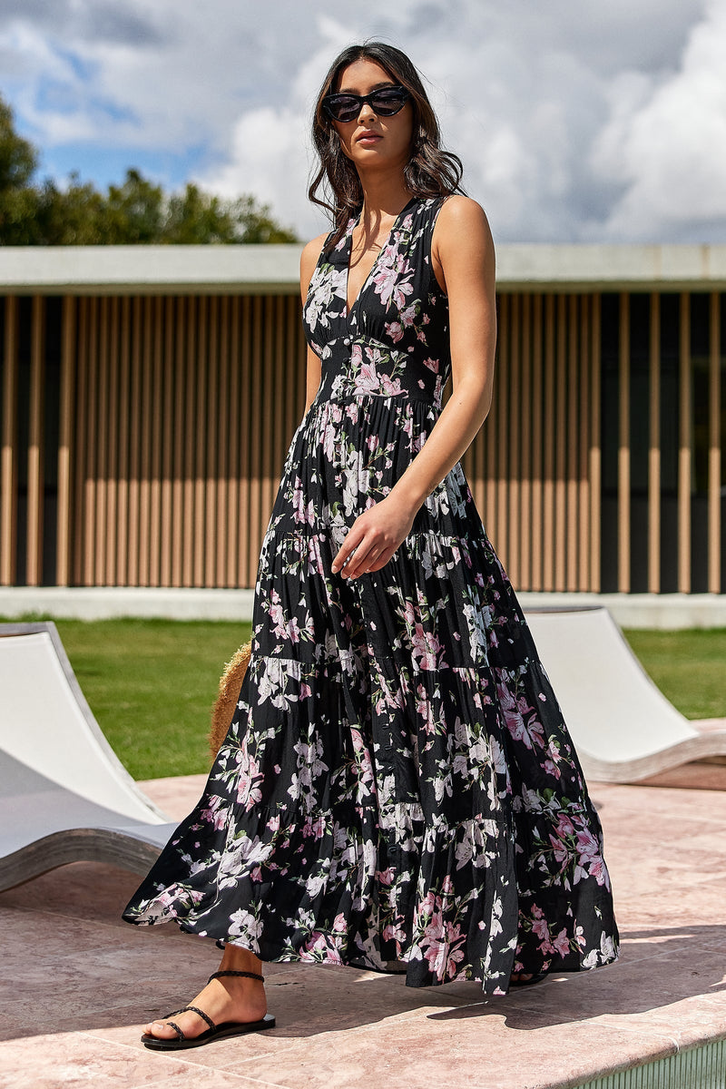 UNE PIECE-V-Neck Tiered Maxi Dress BAUHINIA BLACK